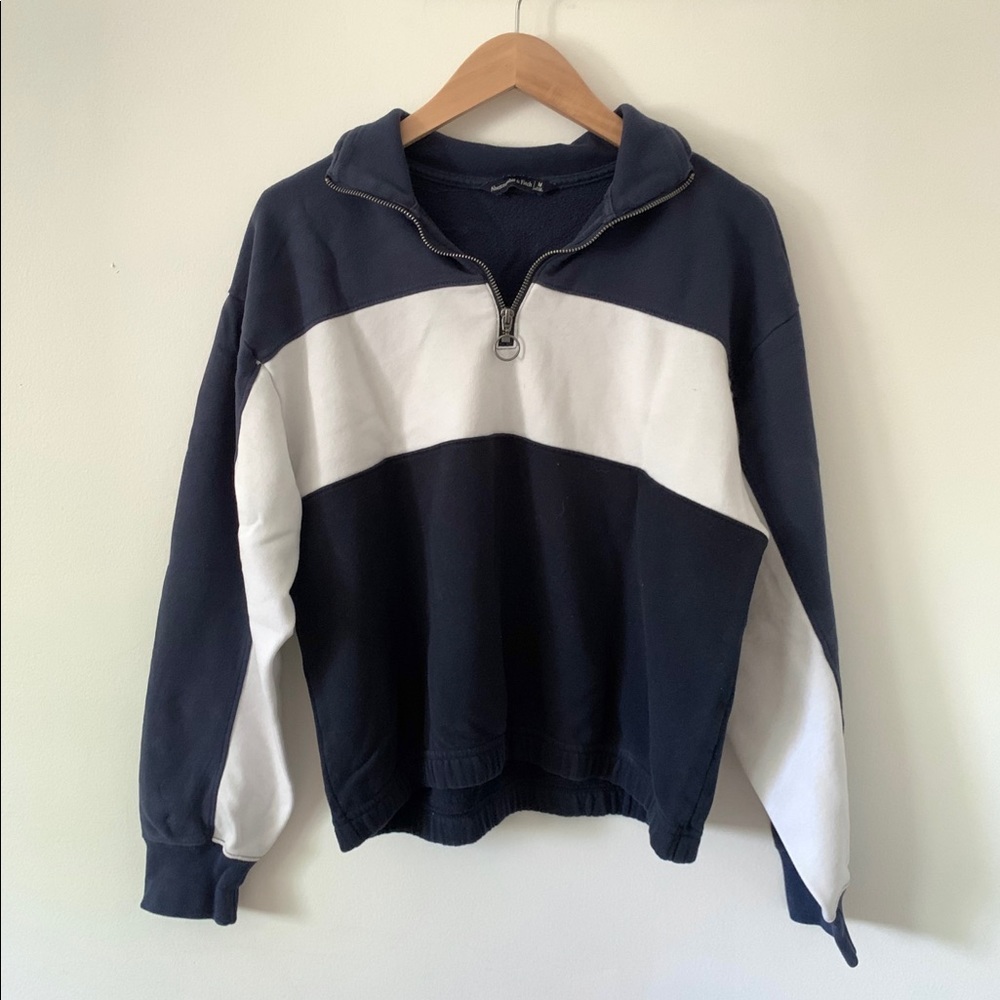 Abercrombie Navy white half-zip sweatshirt